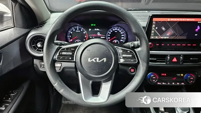 Kia The New K3 2nd generation 2024 Белый из Кореи, фото 4