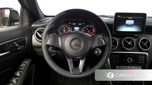 Mercedes-Benz A-Class W176 2018 Черный из Кореи, фото 4
