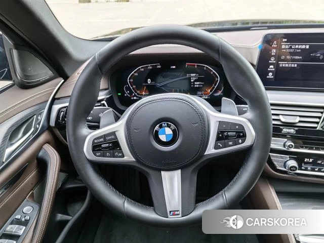 BMW 5 series 2021 Черный из Китая, фото 4