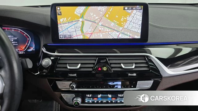 BMW 6 Series GT (G32) 2023 Белый из Кореи, фото 4