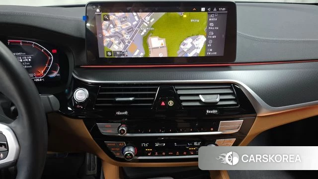 BMW 5 Series (G30) 2022 Черный из Кореи, фото 4