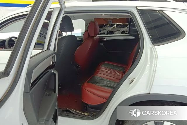 Volkswagen Tanyue 2022 Белый из Китая, фото 4