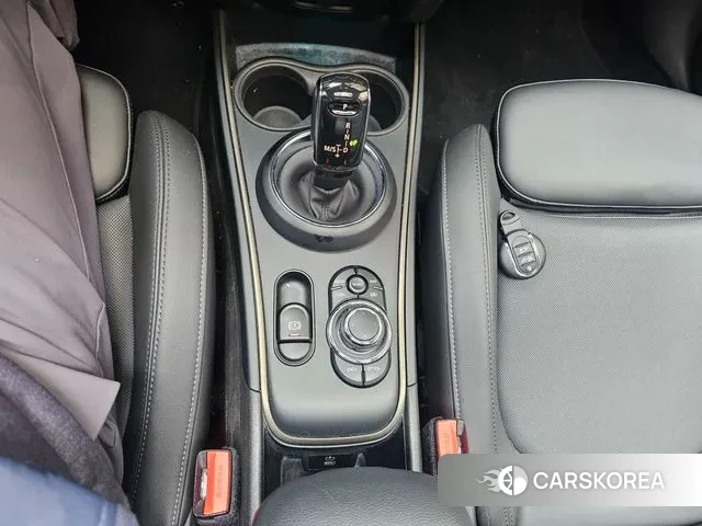 Mini Cooper D Countryman 2022 Черный из Кореи, фото 4