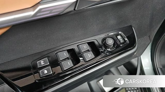 Ssangyong Torres 2022 Серый из Кореи, фото 4