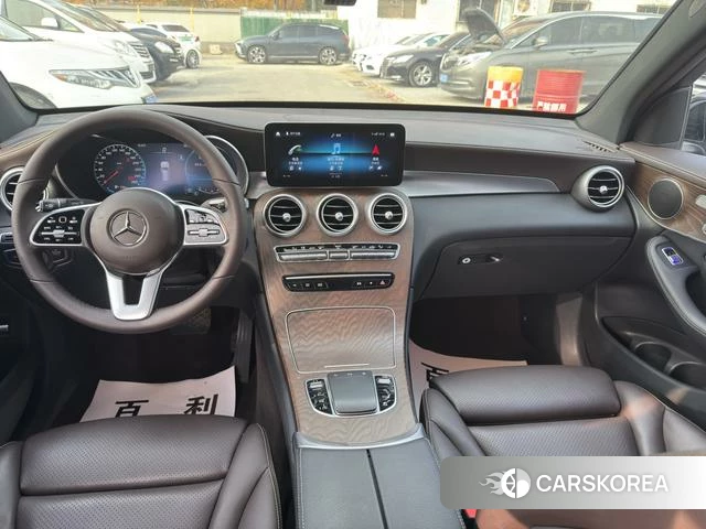 Mercedes-Benz GLC 2023 Черный из Китая, фото 4