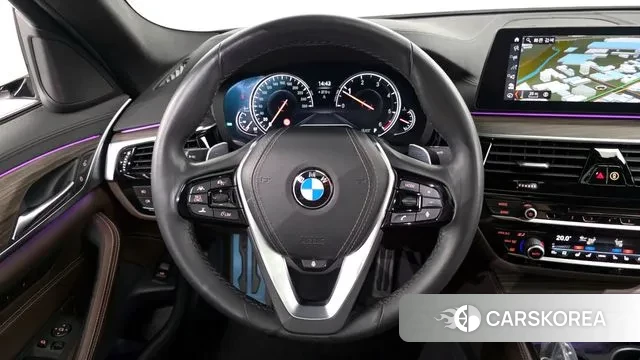 BMW 5 Series (G30) 2018 Белый из Кореи, фото 4