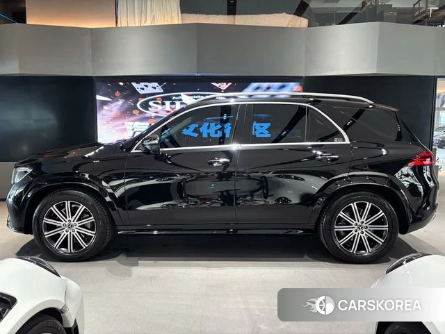 Mercedes-Benz GLE (import) 2024 Черный из Китая, фото 4
