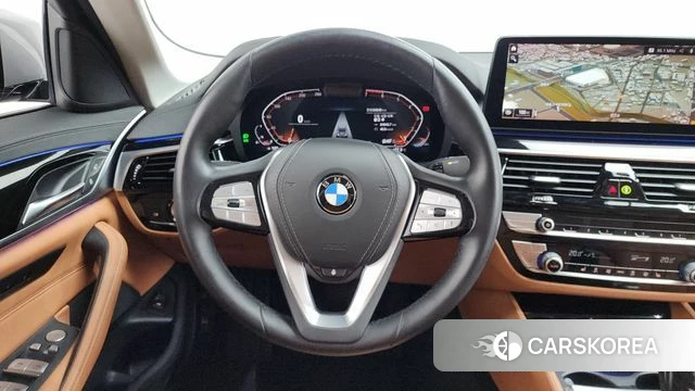 BMW 5 Series (G30) 2022 Серый из Кореи, фото 4