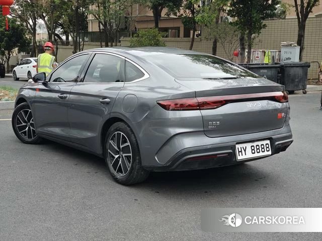 BYD Qin L DM 2024 Темно-серый из Китая, фото 4