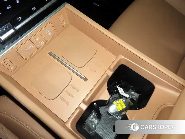 Hyundai Santa Fe (MX5) 2025 Белый из Кореи, фото 4