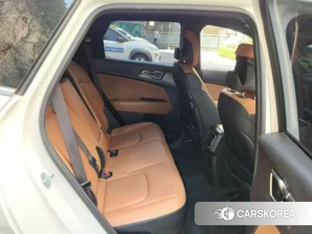 Kia Sportage 5th Generation Hybrid 2022 Белый из Кореи, фото 4