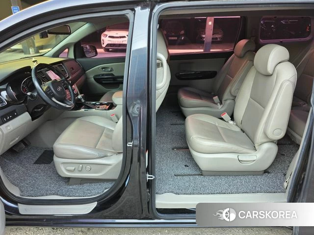 Kia The New Carnival 2019 Серый из Кореи, фото 4