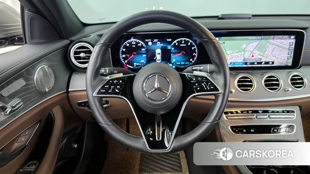 Mercedes-Benz E-Class W213 2022 Серебряный из Кореи, фото 4