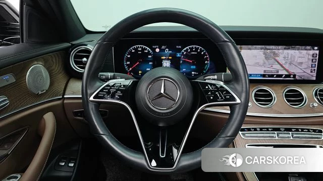 Mercedes-Benz E-Class W213 2021 Черный из Кореи, фото 4