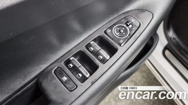 Hyundai Grandeur IG id 2398009 из Кореи 4