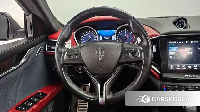Maserati Ghibli 2019 Белый из Кореи, фото 4