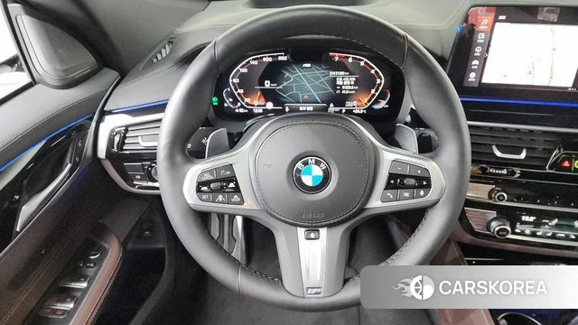 BMW 6 Series GT (G32) 2023 Белый из Кореи, фото 4