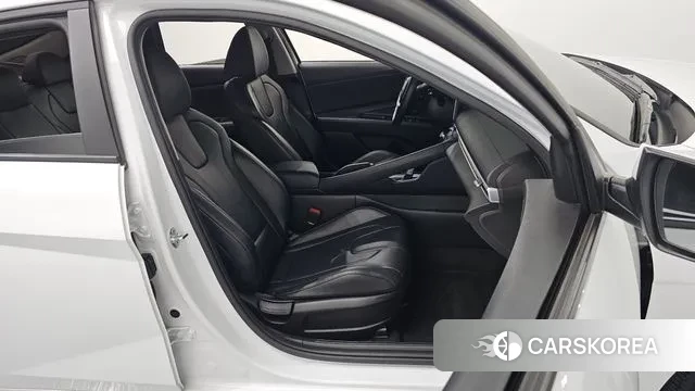 Hyundai Avante (CN7) 2021 Белый из Кореи, фото 4