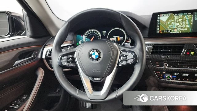 BMW 5 Series (G30) 2018 Черный из Кореи, фото 4