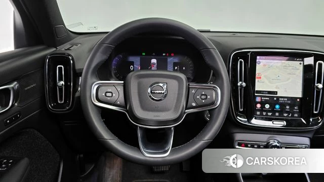 Volvo XC40 2024 Черный из Кореи, фото 4
