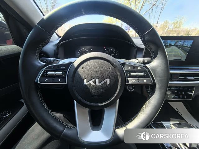 Kia K3 2023 Черный из Китая, фото 4