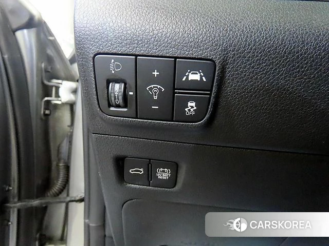 Kia K5 Hybrid 3rd Generation 2021 Серебристо-серый из Кореи, фото 4