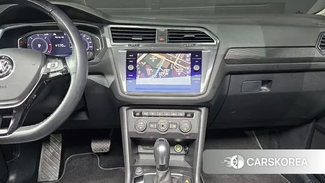 Volkswagen Tiguan Allspace 2020 Серый из Кореи, фото 4
