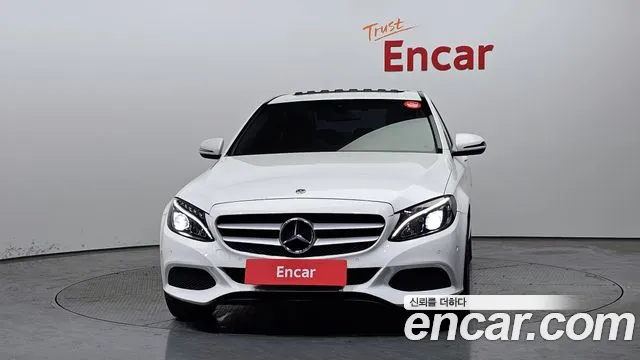 Mercedes-Benz C-Class W205 2018 Белый из Кореи, фото 4