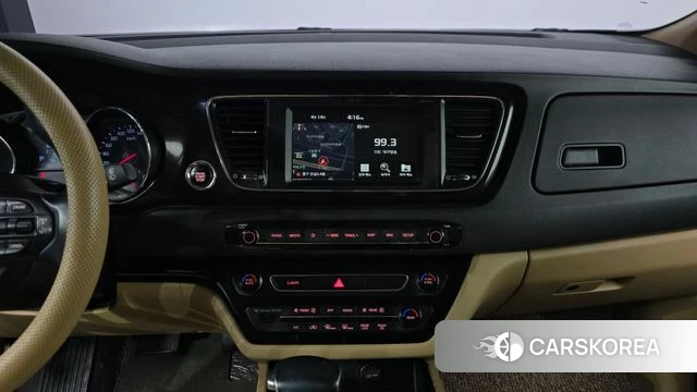 Kia The New Carnival 2018 Белый из Кореи, фото 4