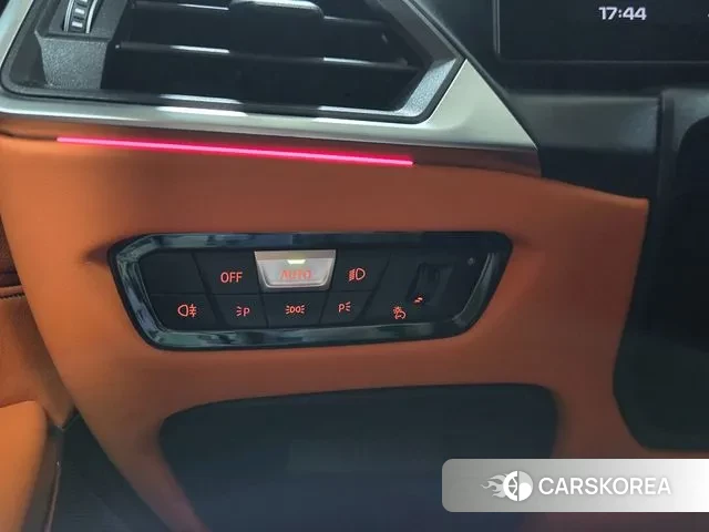 BMW M3 (G80) 2023 Белый из Кореи, фото 4