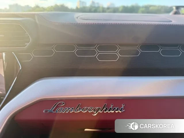 Lamborghini Urus 2020 Красный из Кореи, фото 4