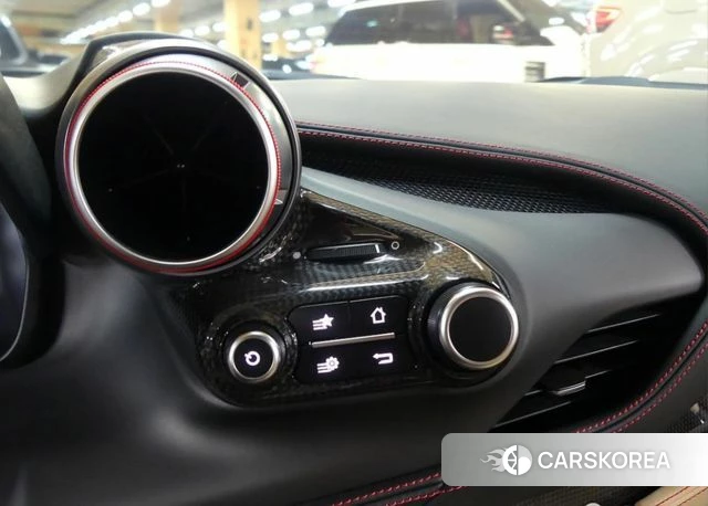 Ferrari F8 Tributo 2021 Красный из Кореи, фото 4