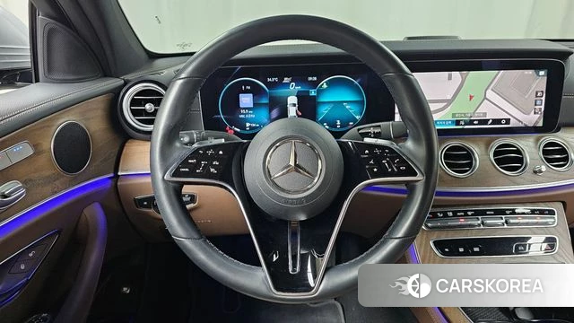 Mercedes-Benz E-Class W213 2021 Серебряный из Кореи, фото 4