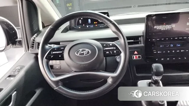 Hyundai Staria 2022 Белый из Кореи, фото 4