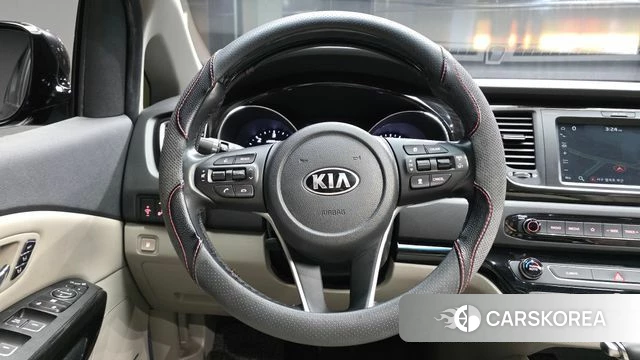 Kia The New Carnival 2018 Серый из Кореи, фото 4