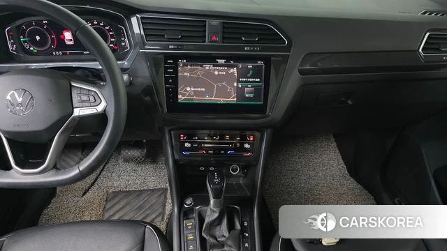 Volkswagen Tiguan second Generation 2022 Черный из Кореи, фото 4