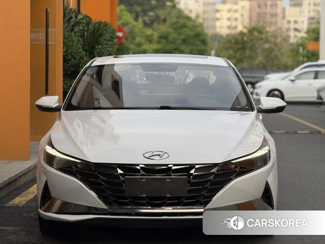 Hyundai Elantra id 4298083 из Китая 4