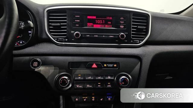 Kia Sportage The Bold 2018 Белый из Кореи, фото 4