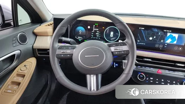 Hyundai Sonata D Edge Hybrid (DN8) 2024 Светло-серебряный цвет из Кореи, фото 4