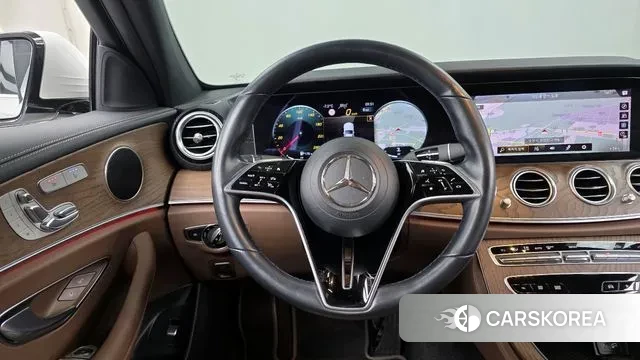 Mercedes-Benz E-Class W213 2021 Белый из Кореи, фото 4