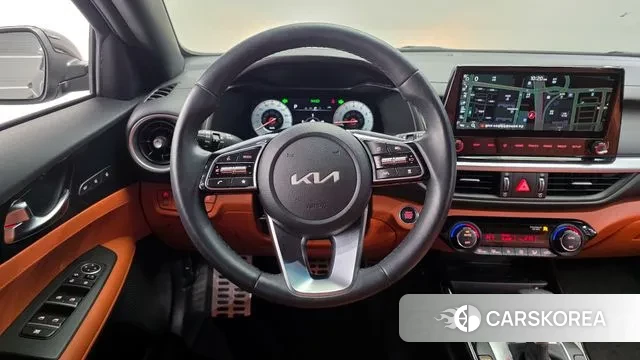 Kia The New K3 2nd generation 2023 Черный из Кореи, фото 4