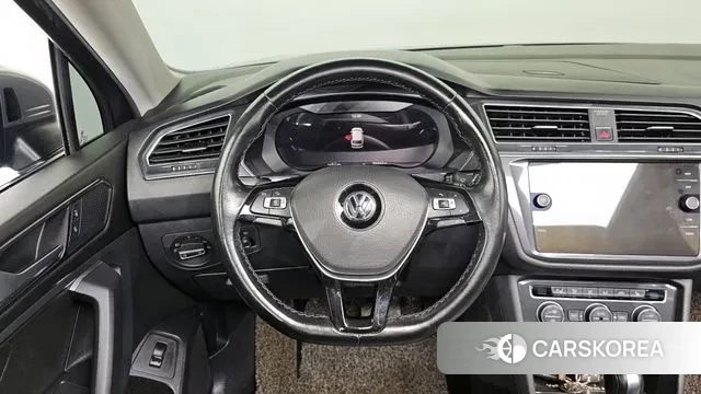 Volkswagen Tiguan Allspace 2018 Серый из Кореи, фото 4