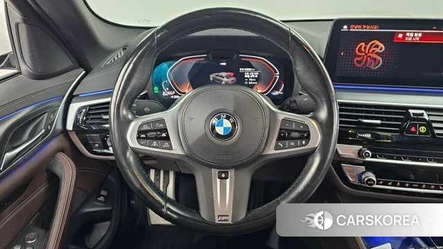 BMW 5 Series (G30) 2023 Белый из Кореи, фото 4