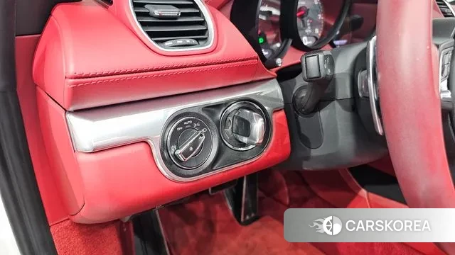 Porsche 718 Boxster 2020 Белый из Кореи, фото 4