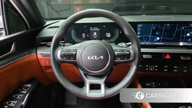 Kia The New K5 3rd generation 2023 Белый из Кореи, фото 4