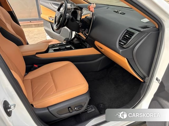 Lexus NX350h Second generation 2024 Белый из Кореи, фото 4