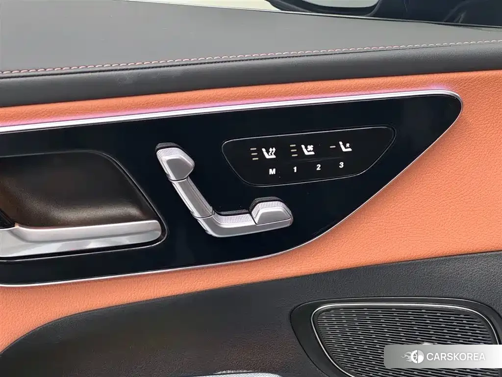 Mercedes-Benz GLC 2024 Silver/gray из Китая, фото 4