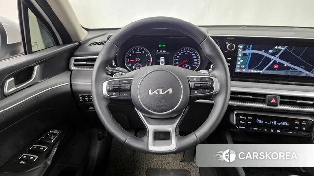 Kia K5 3rd generation 2022 Белый из Кореи, фото 4