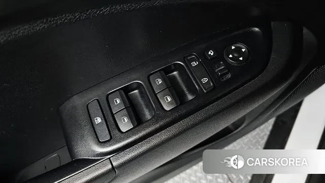 Hyundai Venue 2022 Белый из Кореи, фото 4