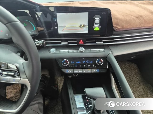 Hyundai The New Avante Hybrid (CN7) 2024 Белый из Кореи, фото 4